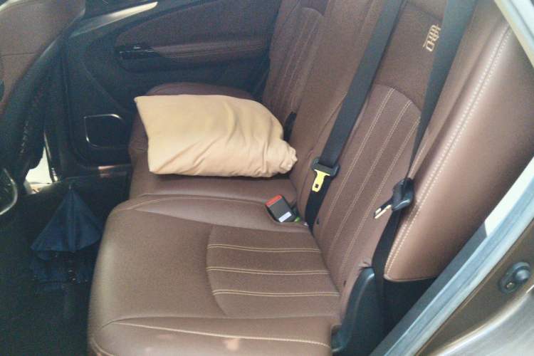 Used BYD Tang New Energy 2017 2.0T All-Wheel Drive Hyatt Model Left Rear Seat