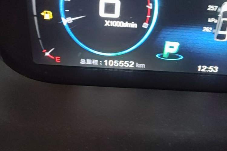 Used BYD Tang New Energy 2017 2.0T Tang 100 Odometer Close Up