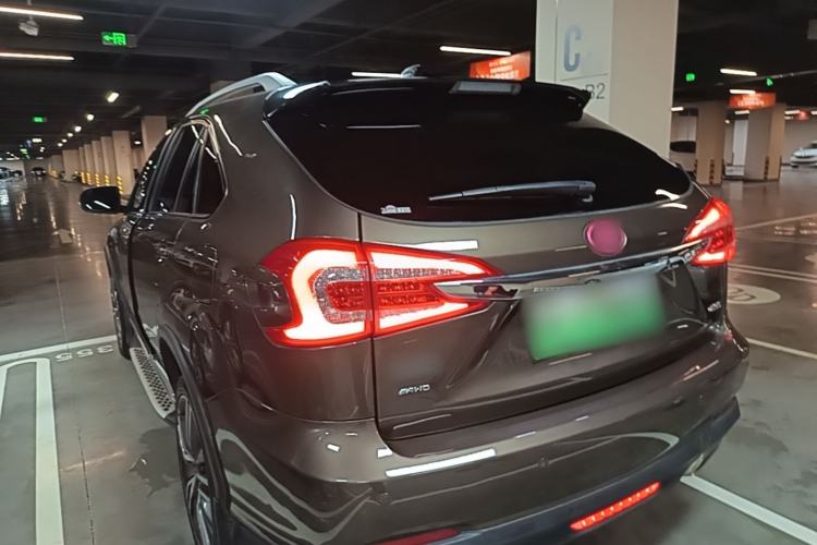 Used BYD Tang New Energy 2017 2.0T All-Wheel Drive Haoya Model 7 Seats Rear Left 45 Deg