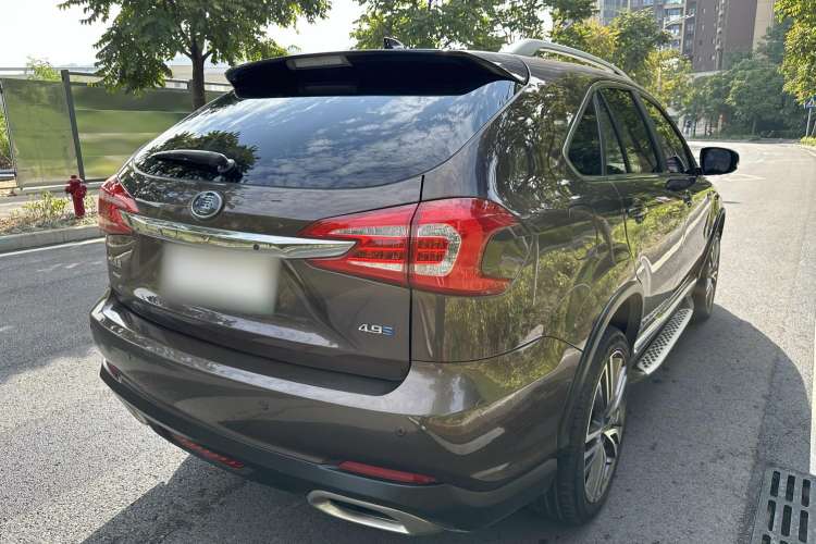 Used BYD Tang New Energy 2017 2.0T All-Wheel Drive Haoya Model 7 Seats Rear Right 45 Deg