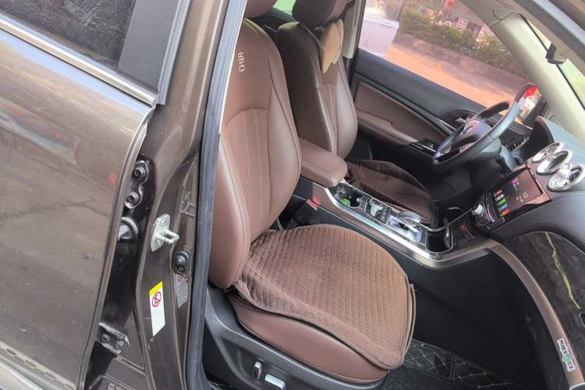 Used BYD Tang New Energy 2017 2.0T All-Wheel Drive Hyatt Model Right Front Seat