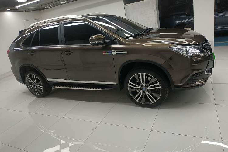 Used BYD Tang New Energy 2017 2.0T Tang 100 Right Side