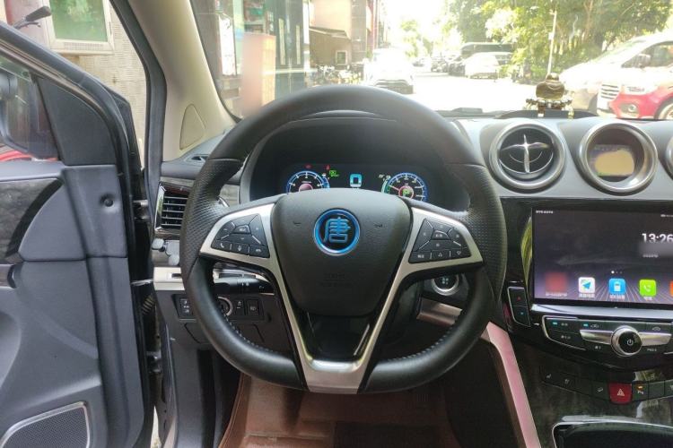 Used BYD Tang New Energy 2017 2.0T Tang 100 Steering Wheel