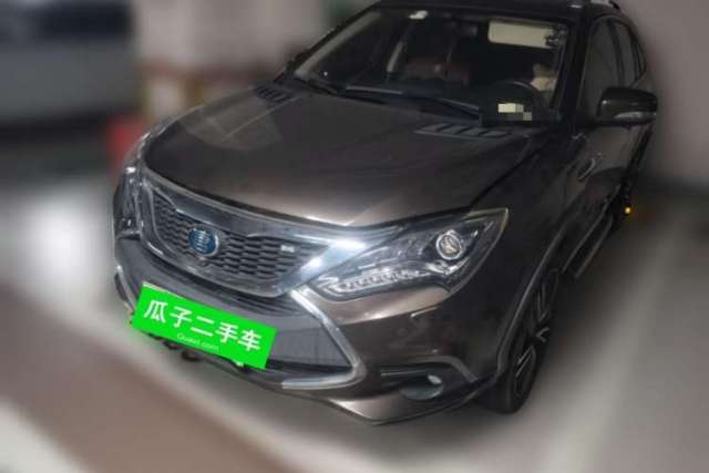 Ojetý BYD Tang New Energy 2017 2.0T All-Wheel Drive Hyatt Model