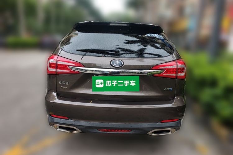 Used BYD Tang New Energy 2017 2.0T All-Wheel Drive Luxury Model Rear