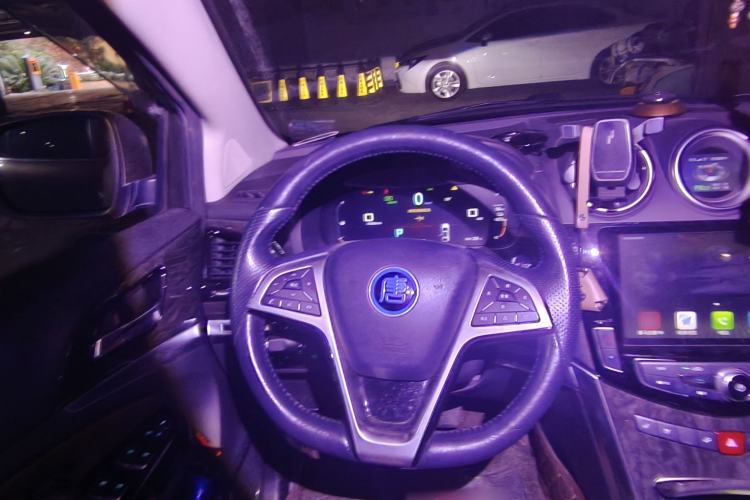 Used BYD Tang New Energy 2017 2.0T Tang 100 Steering Wheel
