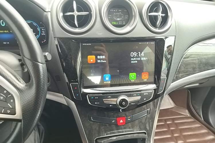 Used BYD Tang New Energy 2017 2.0T All-Wheel Drive Hyatt Model Audio And AC Panel