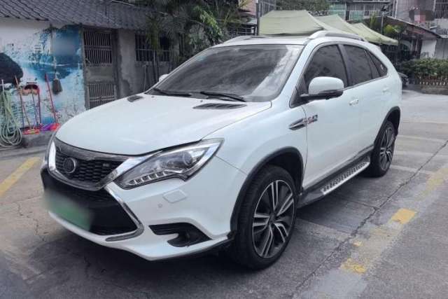 Used BYD Tang New Energy 2017 2.0T All-Wheel Drive Hyatt Model