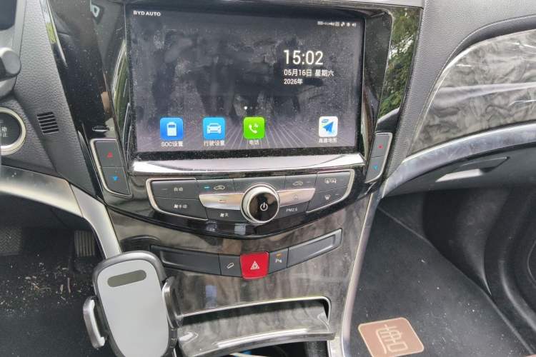 Used BYD Tang New Energy 2017 2.0T All-Wheel Drive Hyatt Model Audio And AC Panel