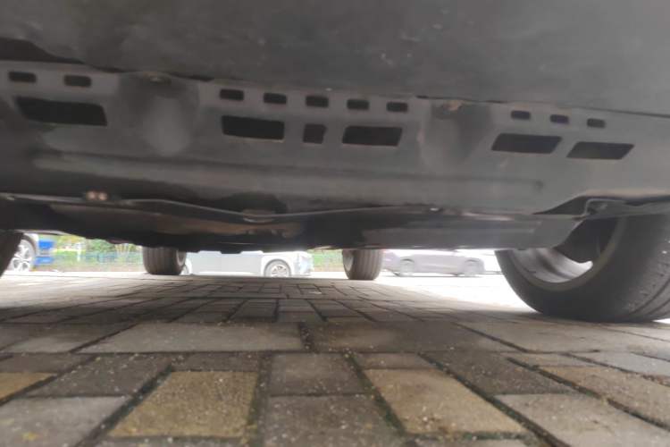 Used BYD Tang New Energy 2017 2.0T All-Wheel Drive Hyatt Model Chassis Front