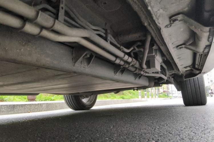 Used BYD Tang New Energy 2017 2.0T All-Wheel Drive Hyatt Model Chassis Front Left