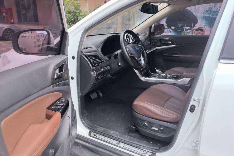 Used BYD Tang New Energy 2017 2.0T All-Wheel Drive Hyatt Model Driver Seat