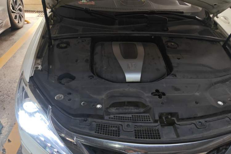 Used BYD Tang New Energy 2017 2.0T All-Wheel Drive Hyatt Model Engine Bay Right