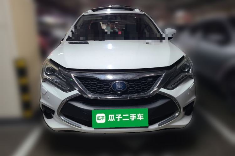 Used BYD Tang New Energy 2017 2.0T All-Wheel Drive Hyatt Model Front