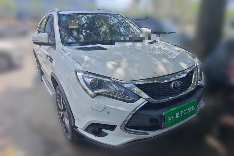 Used BYD Tang New Energy 2017 2.0T Tang 100 Front Right 45 Deg