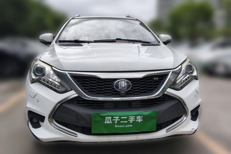 Used BYD Tang New Energy 2017 2.0T All-Wheel Drive Hyatt Model Front