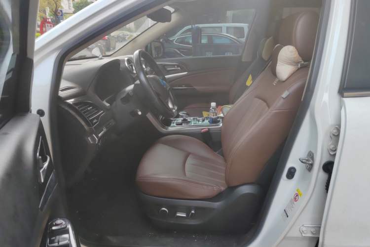 Used BYD Tang New Energy 2017 2.0T All-Wheel Drive Hyatt Model Left Front Seat