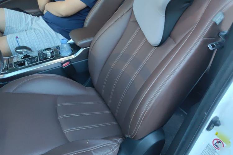 Used BYD Tang New Energy 2017 2.0T All-Wheel Drive Hyatt Model Left Front Seat