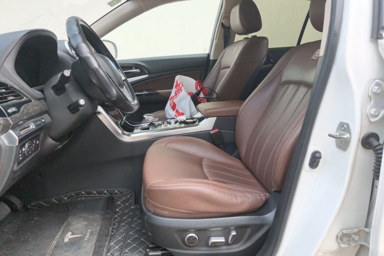 Used BYD Tang New Energy 2017 2.0T Tang 100 Left Front Seat