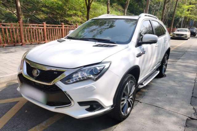 Used BYD Tang New Energy 2017 2.0T All-Wheel Drive Hyatt Model