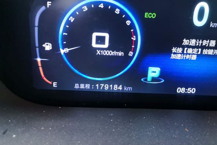 Used BYD Tang New Energy 2017 2.0T Tang 100 Odometer Close Up