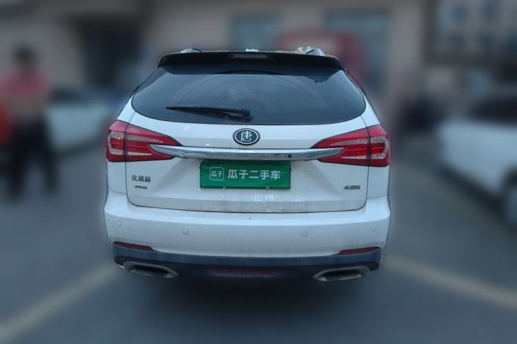 Used BYD Tang New Energy 2017 2.0T All-Wheel Drive Hyatt Model Rear