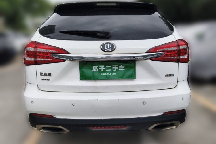 Used BYD Tang New Energy 2017 2.0T All-Wheel Drive Hyatt Model Rear