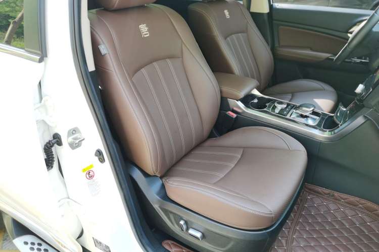 Used BYD Tang New Energy 2017 2.0T All-Wheel Drive Hyatt Model Right Front Seat