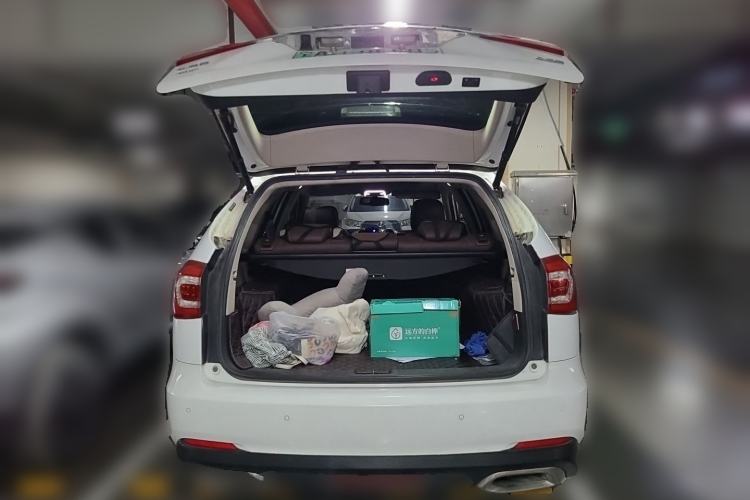 Used BYD Tang New Energy 2017 2.0T All-Wheel Drive Hyatt Model Trunk