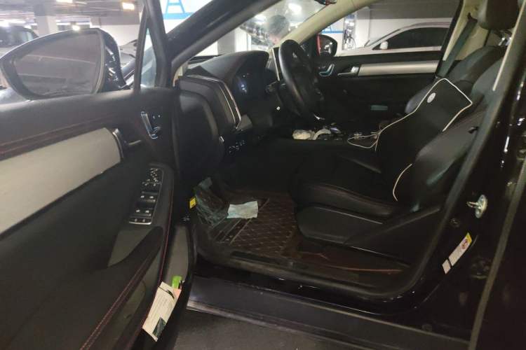 Used BYD Tang New Energy 2018 DM 2.0T All-Wheel Drive Smart Connectivity Luxury Model 7 Seats China V Emission Standard Driver Seat