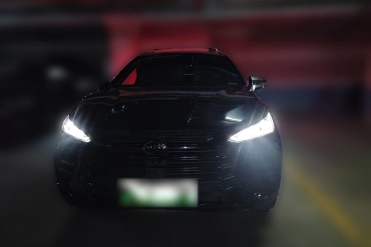 Used BYD Tang New Energy 2018 DM 2.0T All-Wheel Drive Smart Connectivity Luxury Model 7 Seats China V Emission Standard Front