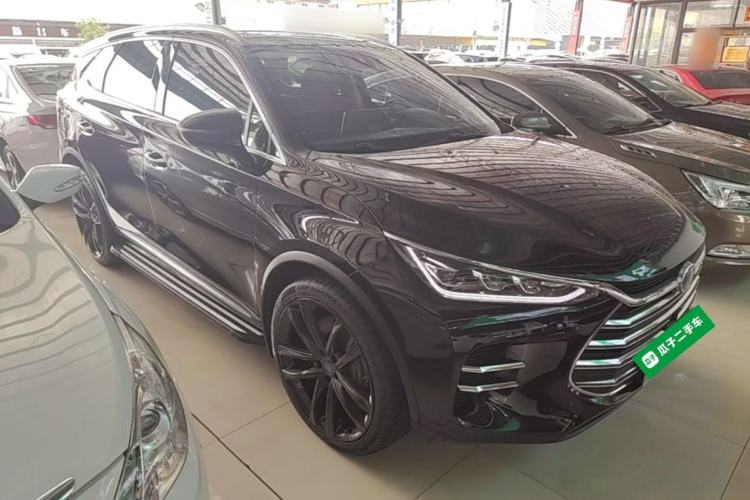 Used BYD Tang New Energy 2018 DM 2.0T All-Wheel Drive Smart Connect Elite 7-Seater China V Emission Standard Front Right 45 Deg