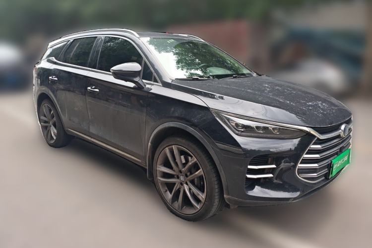 Used BYD Tang New Energy 2018 DM 2.0T All-Wheel Drive Smart Connectivity Luxury Model 7 Seats China V Emission Standard Front Right 45 Deg