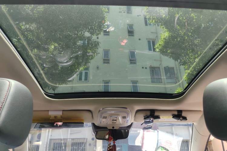 Used BYD Tang New Energy 2018 DM 2.0T All-Wheel Drive Smart Connectivity Luxury Model 7 Seats China V Emission Standard Headliner