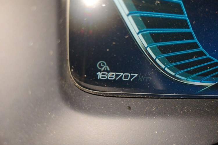Used BYD Tang New Energy 2018 DM 2.0T All-Wheel Drive Smart Connect Elite 7-Seater China V Emission Standard Odometer Close Up