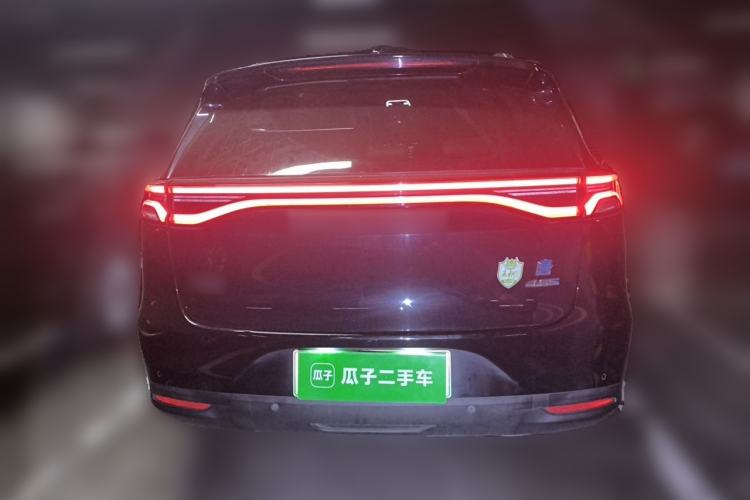 Used BYD Tang New Energy 2018 DM 2.0T All-Wheel Drive Smart Connectivity Luxury Model 7 Seats China V Emission Standard Rear