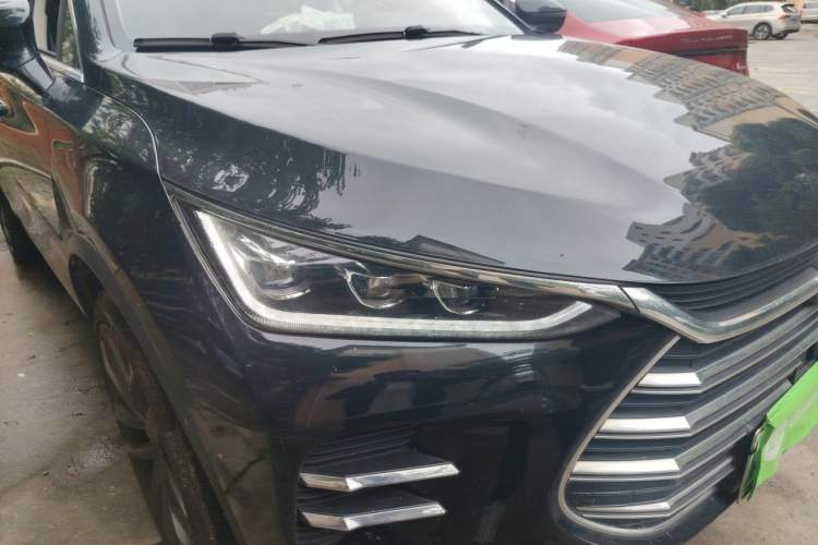 Used BYD Tang New Energy 2018 DM 2.0T All-Wheel Drive Smart Connectivity Luxury Model 7 Seats China V Emission Standard Right Front Headlight