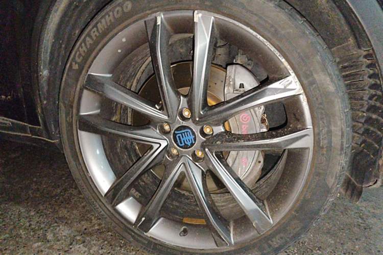 Used BYD Tang New Energy 2018 DM 2.0T All-Wheel Drive Smart Connect Elite 7-Seater China V Emission Standard Right Front Wheel Hub