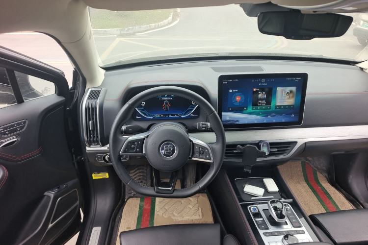 Used BYD Tang New Energy 2018 DM 2.0T All-Wheel Drive Smart Connect Elite 7-Seater China V Emission Standard Steering Wheel