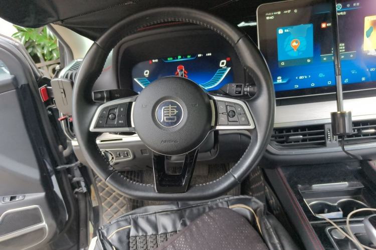Used BYD Tang New Energy 2018 DM 2.0T All-Wheel Drive Smart Connect Genesis Edition 7 Seats China V Emission Standard Steering Wheel