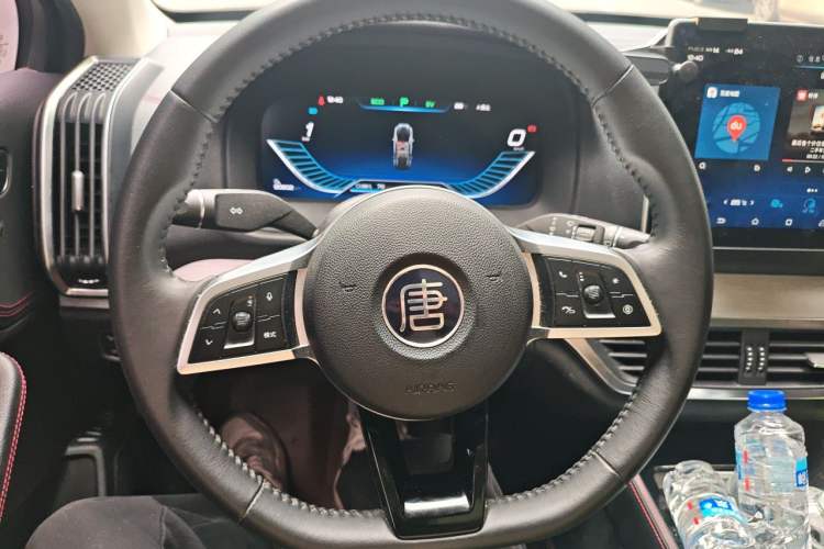 Used BYD Tang New Energy 2018 DM 2.0T All-Wheel Drive Smart Connectivity Luxury Model 7 Seats China V Emission Standard Steering Wheel