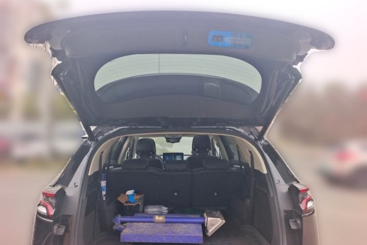 Used BYD Tang New Energy 2018 DM 2.0T All-Wheel Drive Smart Connect Elite 7-Seater China V Emission Standard Trunk