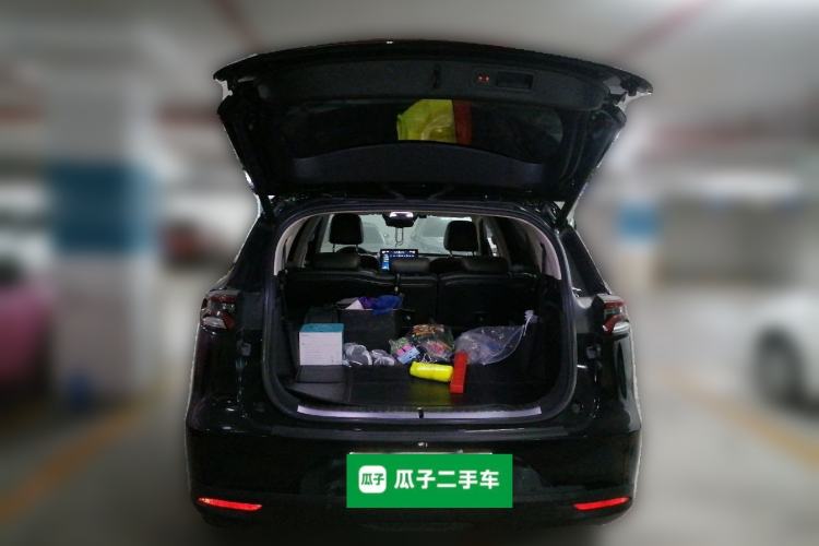 Used BYD Tang New Energy 2018 DM 2.0T All-Wheel Drive Smart Connectivity Luxury Model 7 Seats China V Emission Standard Trunk