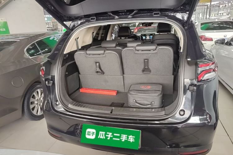 Used BYD Tang New Energy 2018 DM 2.0T All-Wheel Drive Smart Connect Elite 7-Seater China V Emission Standard Trunk