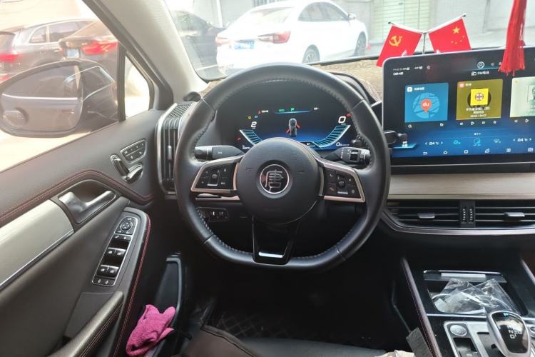 Used BYD Tang New Energy 2018 DM 2.0T All-Wheel Drive Smart Connect Genesis Edition 7 Seats China V Emission Standard Steering Wheel