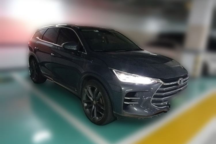 Used BYD Tang New Energy 2018 DM 2.0T All-Wheel Drive Smart Connectivity Luxury Model 7 Seats China V Emission Standard Front Right 45 Deg