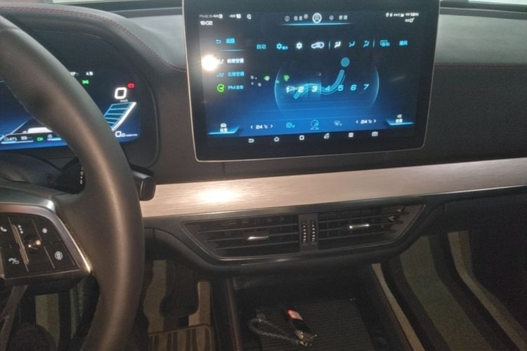 Used BYD Tang New Energy 2018 DM 2.0T All-Wheel Drive Smart Connectivity Luxury Model 7 Seats China V Emission Standard Audio And AC Panel