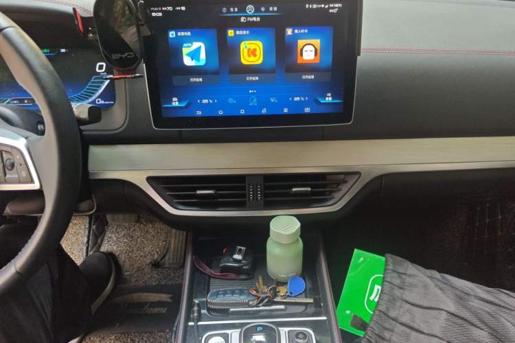 Used BYD Tang New Energy 2018 DM 2.0T All-Wheel Drive Smart Connectivity Luxury Model 7 Seats China V Emission Standard Audio And AC Panel