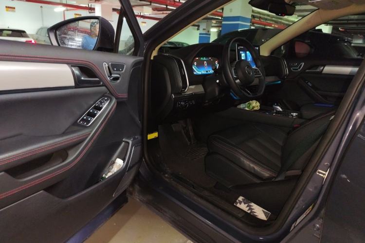 Used BYD Tang New Energy 2018 DM 2.0T All-Wheel Drive Smart Connectivity Luxury Model 7 Seats China V Emission Standard Driver Seat