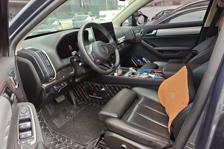 Used BYD Tang New Energy 2018 DM 2.0T All-Wheel Drive Smart Connect Elite 7-Seater China V Emission Standard Driver Seat